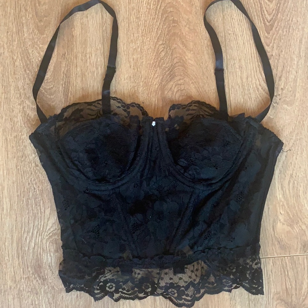 Beautiful black vintage lace Bustier/corset size small